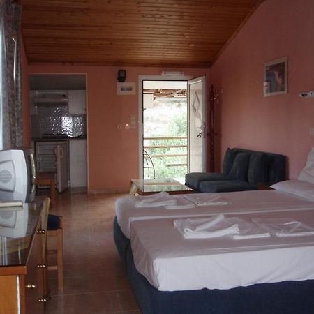 Villa Seretis Κοκκάρι Εξωτερικό φωτογραφία